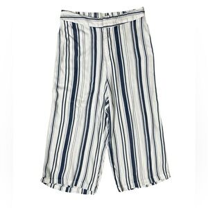 LC Lauren Conrad Blue and White Striped Capris